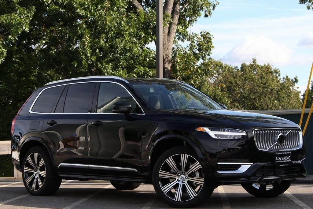 new 2025 Volvo XC90 Plug-In Hybrid car