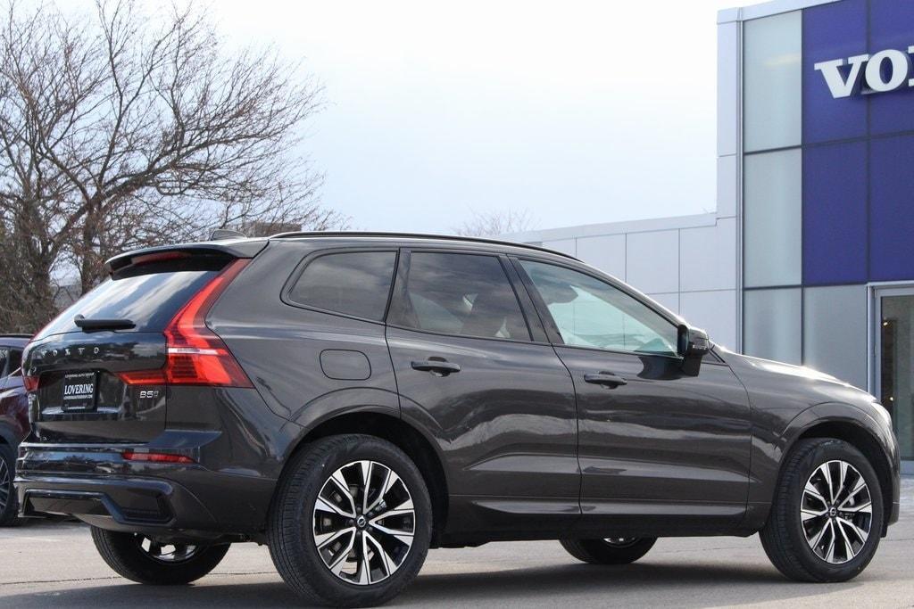 new 2025 Volvo XC60 car