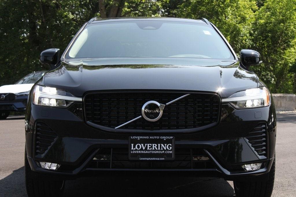 new 2025 Volvo XC60 car, priced at $60,660