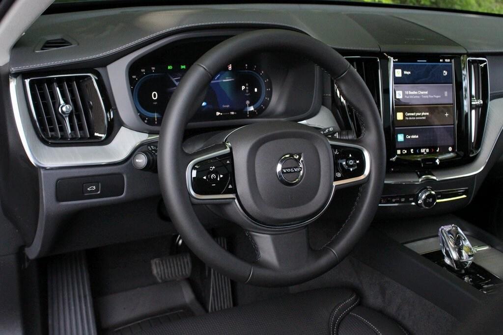 new 2025 Volvo XC60 car, priced at $60,660