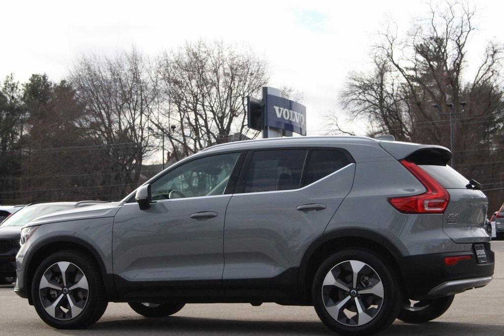 used 2024 Volvo XC40 car, priced at $35,276