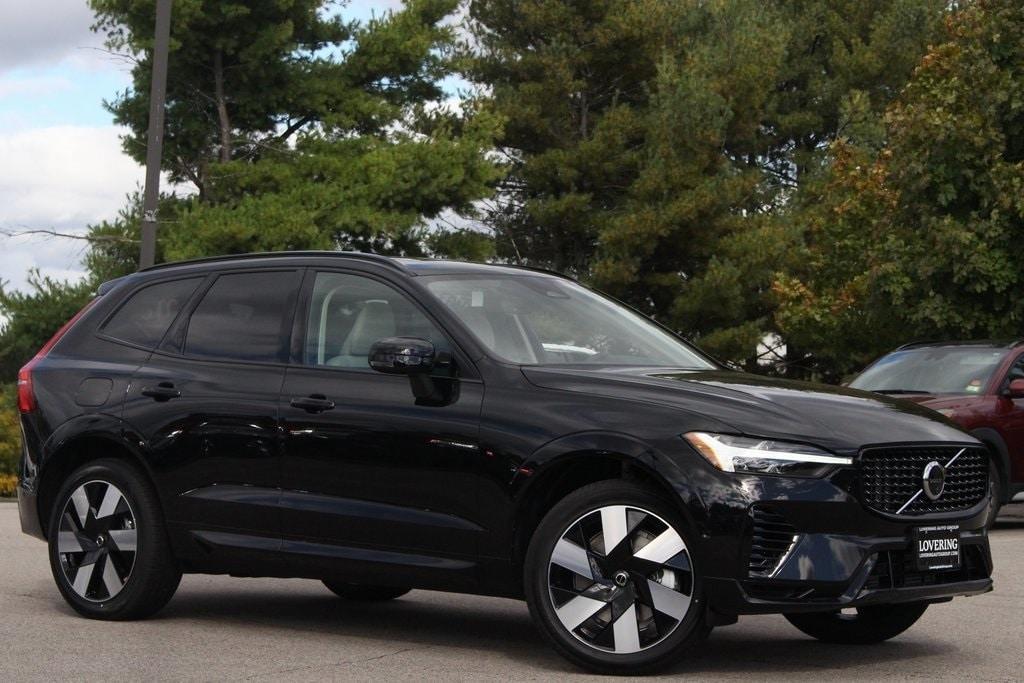 new 2025 Volvo XC60 Plug-In Hybrid car, priced at $66,235