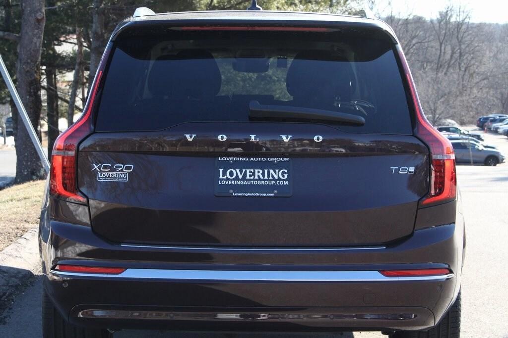new 2025 Volvo XC90 Plug-In Hybrid car