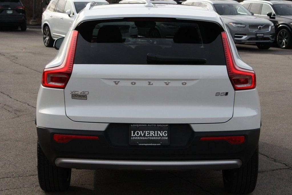 new 2025 Volvo XC40 car, priced at $49,540