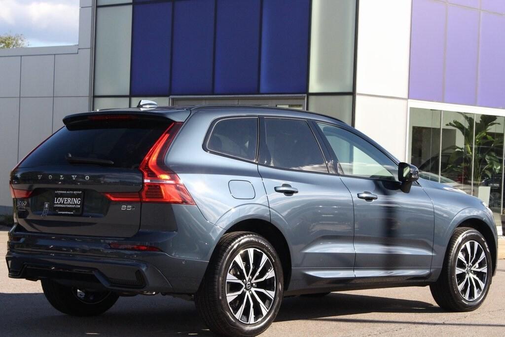 new 2025 Volvo XC60 car