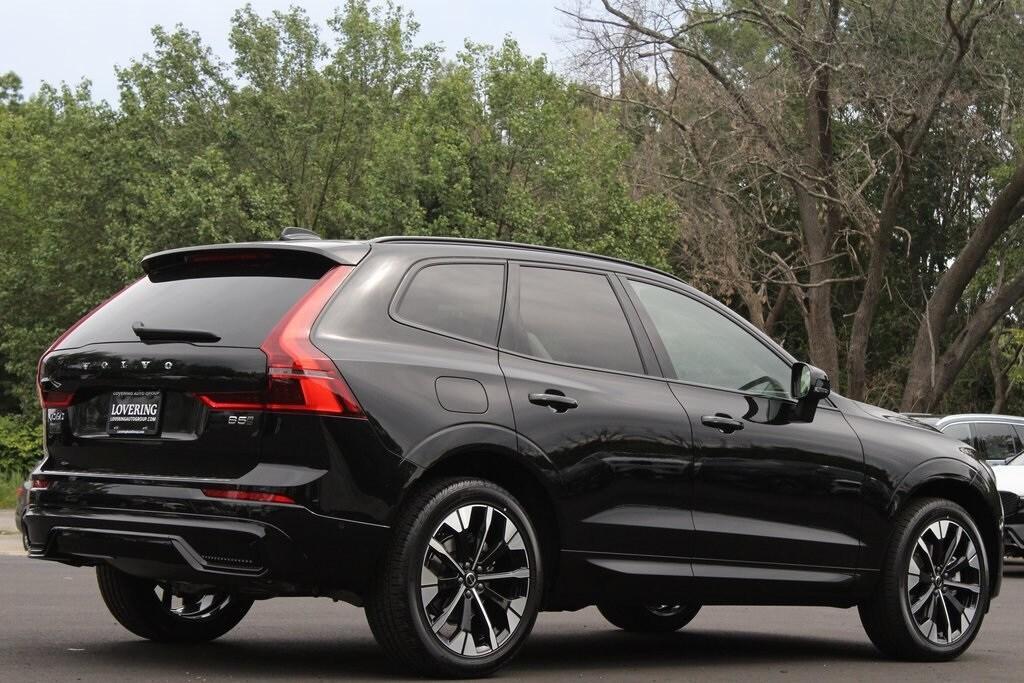 new 2026 Volvo XC60 car, priced at $57,985