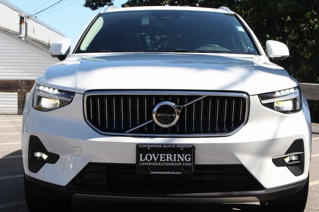 new 2025 Volvo XC40 car, priced at $51,040