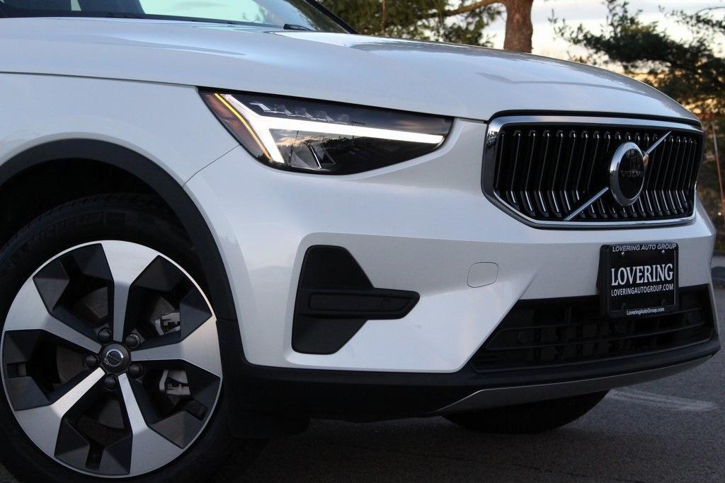 new 2025 Volvo XC40 car, priced at $44,965