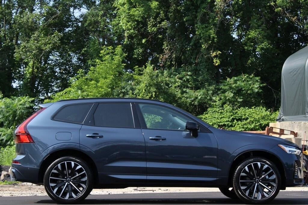 new 2026 Volvo XC60 car, priced at $63,935