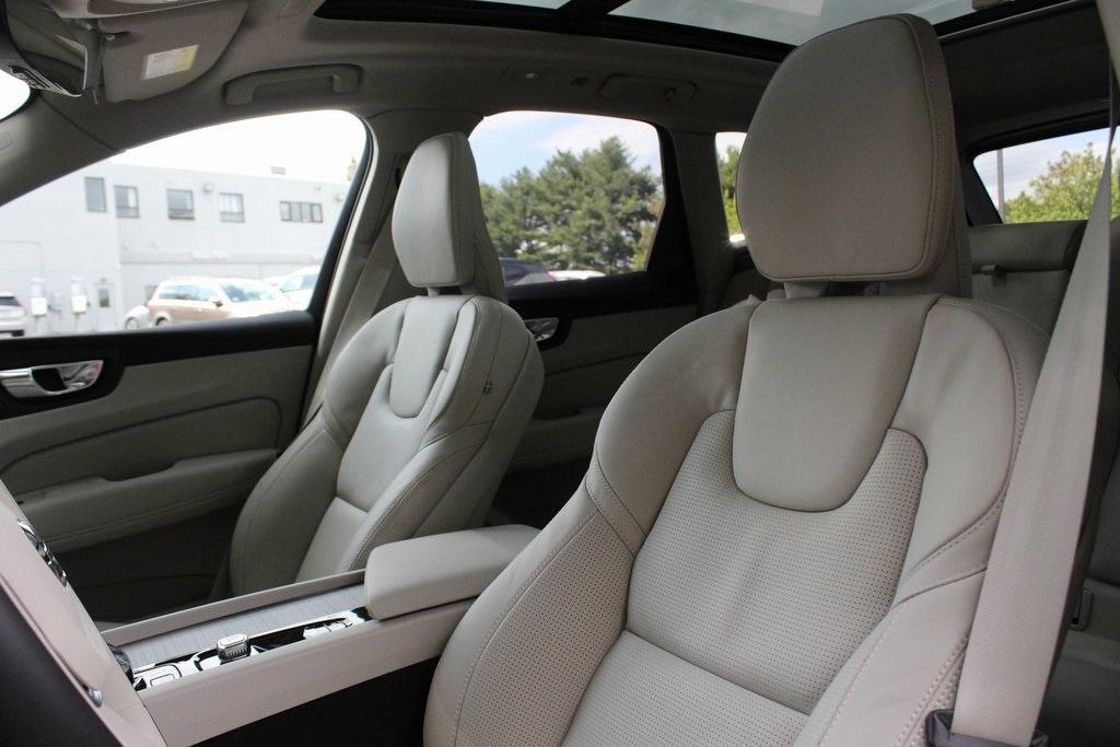 new 2025 Volvo XC60 Plug-In Hybrid car, priced at $71,510