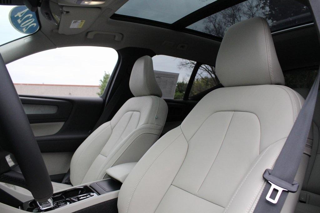used 2024 Volvo XC40 car, priced at $40,284