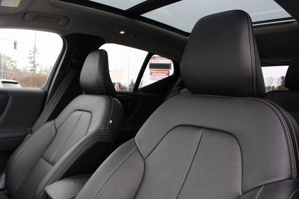 used 2024 Volvo XC40 car, priced at $34,770