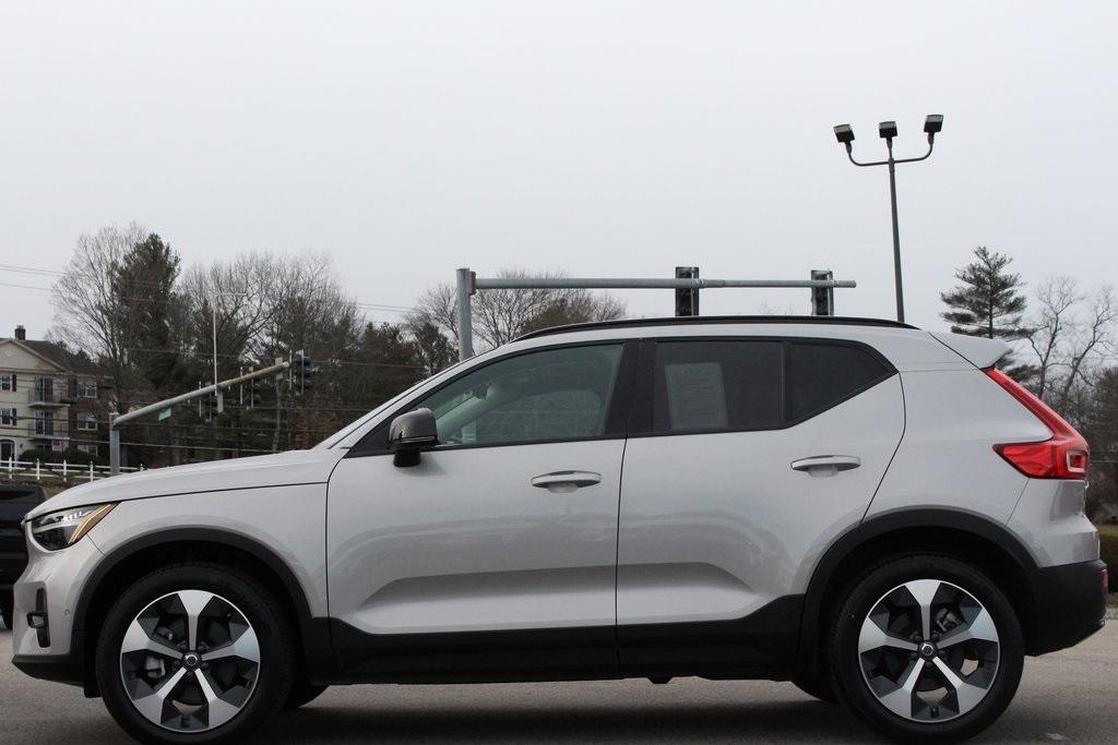 used 2024 Volvo XC40 car, priced at $34,770