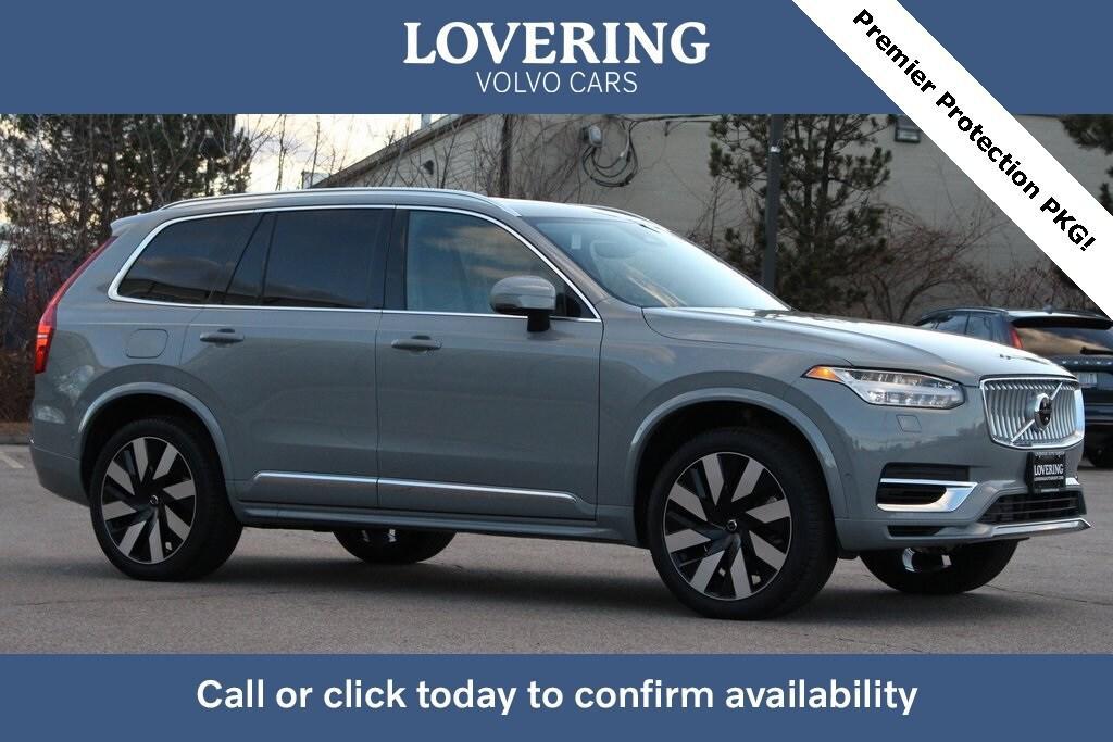 new 2025 Volvo XC90 Plug-In Hybrid car