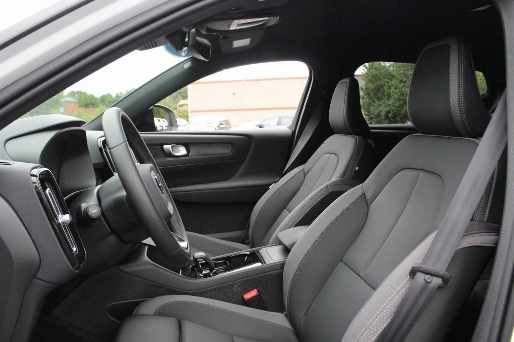 used 2024 Volvo XC40 Recharge Pure Electric car, priced at $43,157