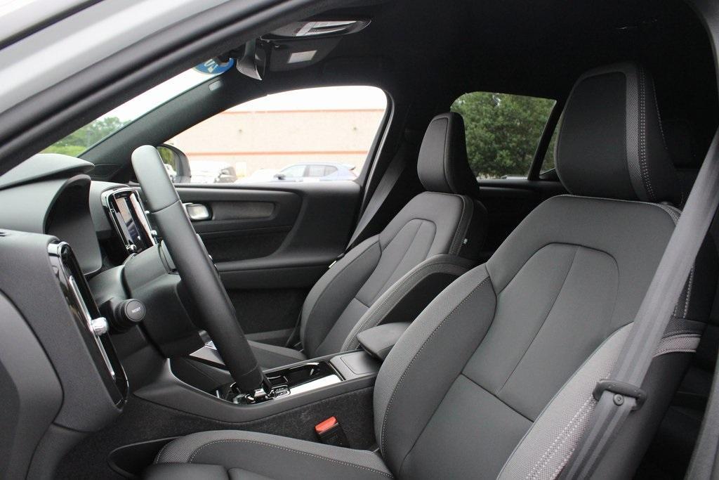 used 2024 Volvo XC40 Recharge Pure Electric car, priced at $43,157