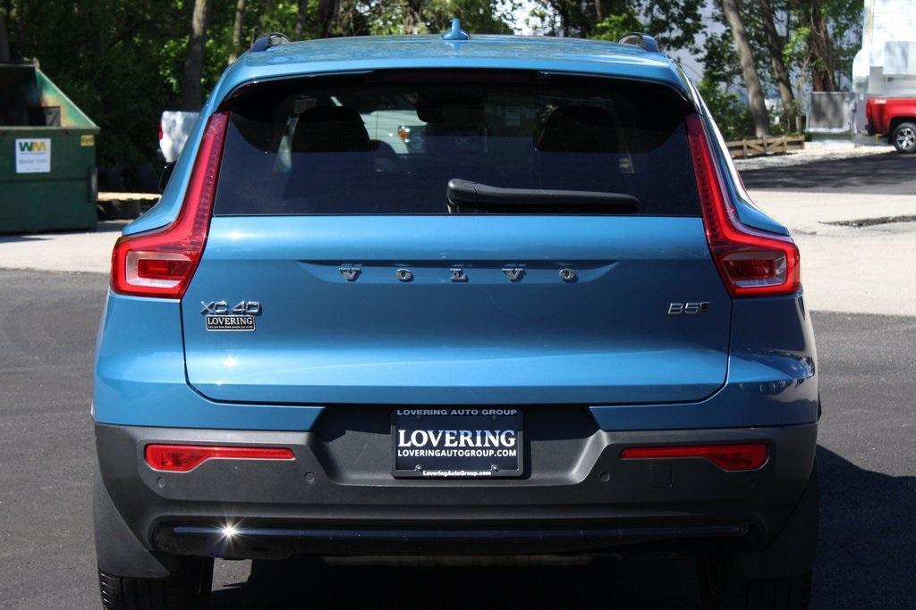 used 2023 Volvo XC40 car, priced at $36,014