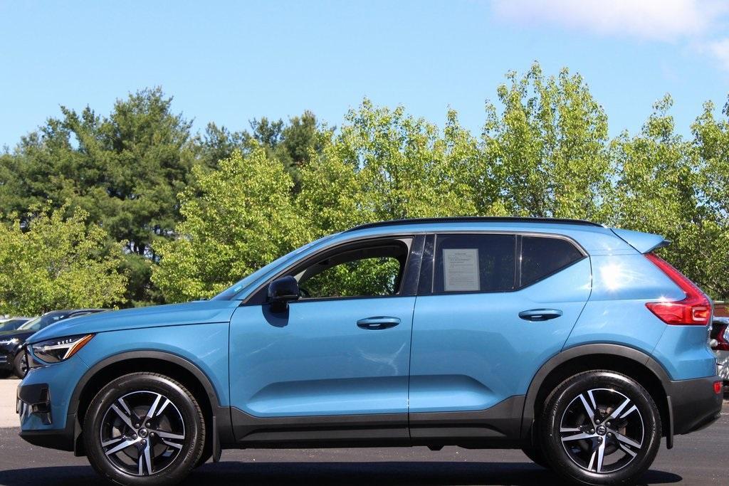 used 2023 Volvo XC40 car, priced at $36,014