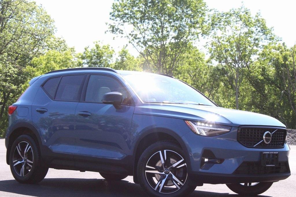 used 2023 Volvo XC40 car, priced at $36,014