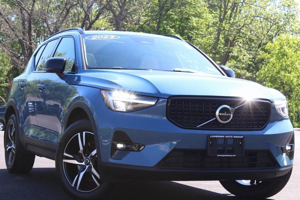 used 2023 Volvo XC40 car, priced at $36,014