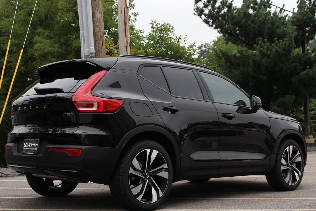 new 2025 Volvo XC40 car, priced at $49,540