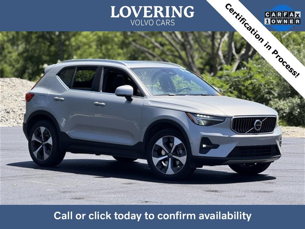 used 2025 Volvo XC40 car, priced at $40,977