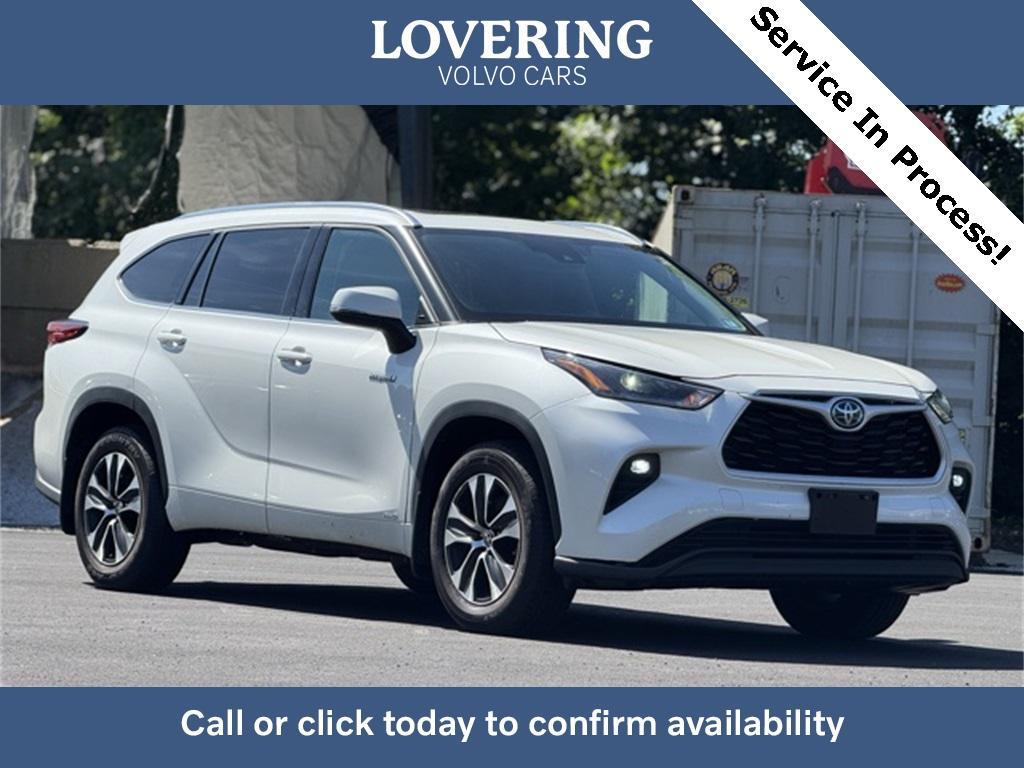 used 2021 Toyota Highlander Hybrid car, priced at $34,477