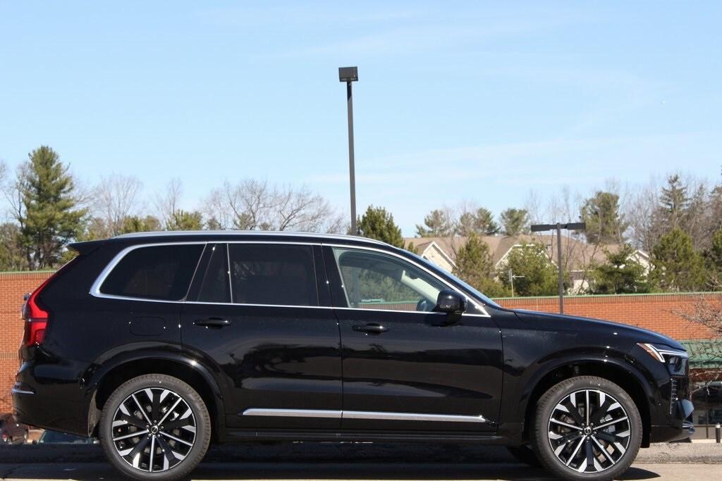 new 2025 Volvo XC90 car