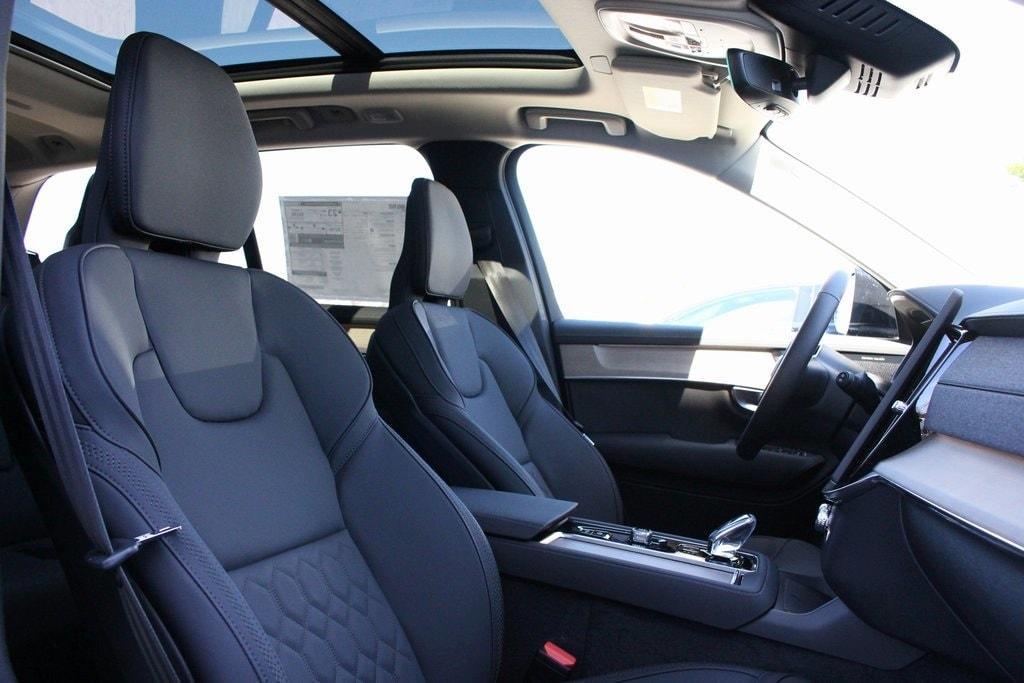 new 2025 Volvo XC90 car, priced at $68,155
