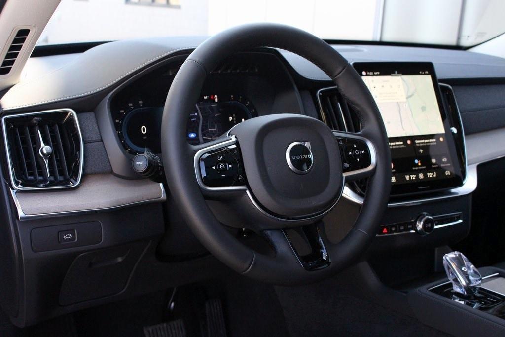 new 2025 Volvo XC90 car