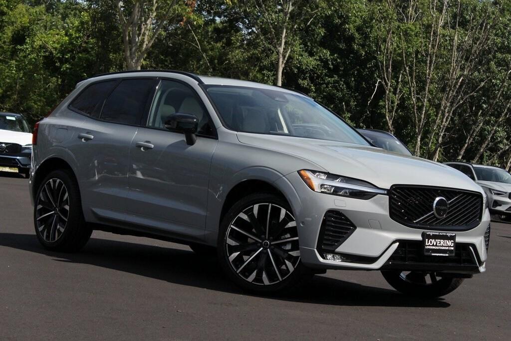 new 2026 Volvo XC60 car, priced at $63,935
