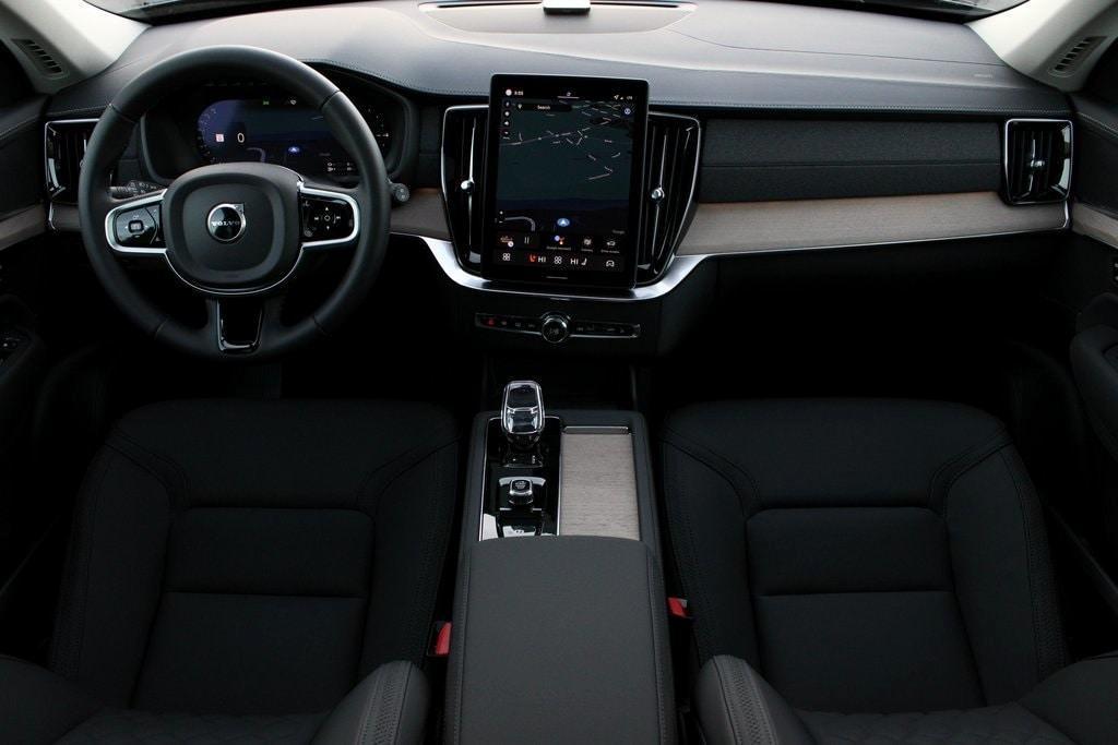 new 2026 Volvo XC90 Plug-In Hybrid car, priced at $77,495