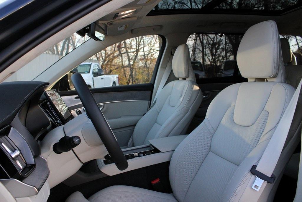 new 2026 Volvo XC90 car, priced at $84,945