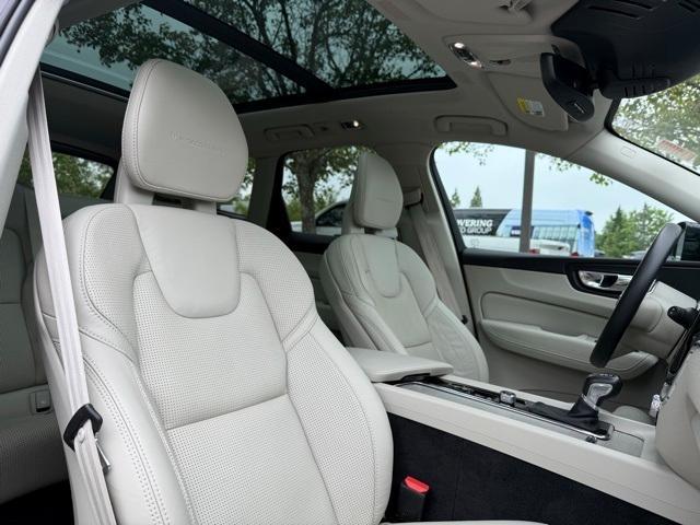 used 2018 Volvo XC60 car, priced at $23,503
