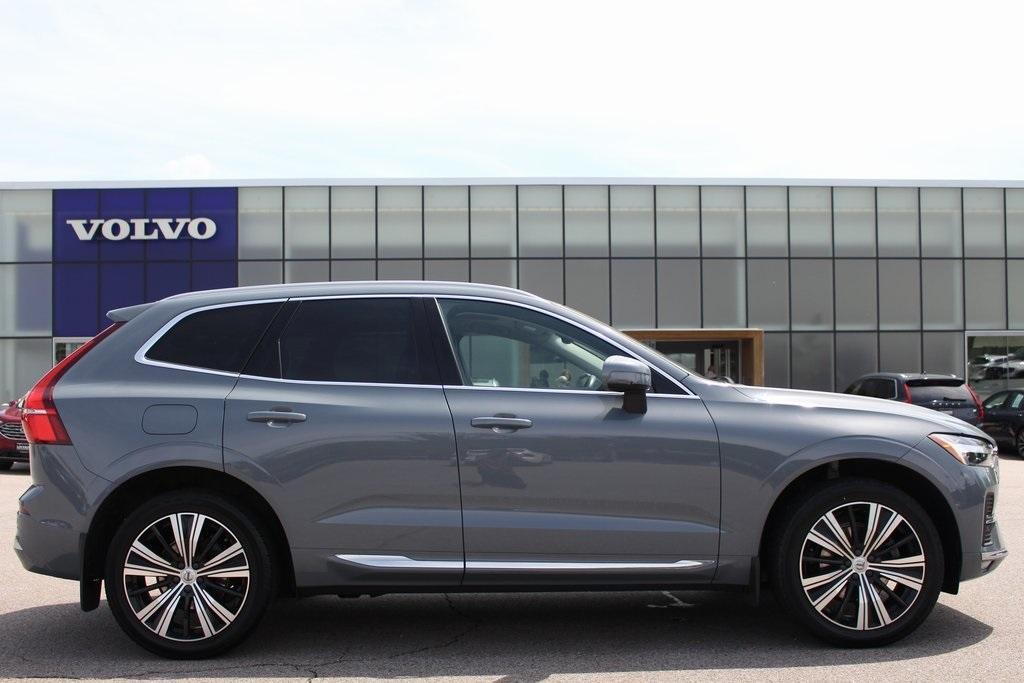 used 2022 Volvo XC60 car, priced at $42,082