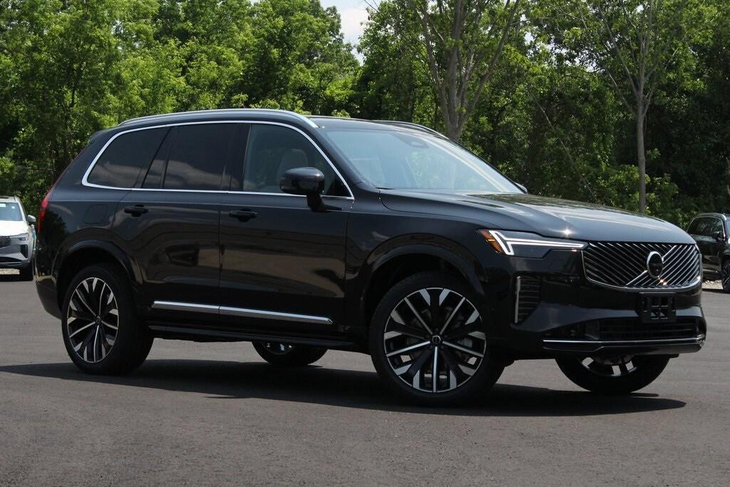 new 2025 Volvo XC90 car, priced at $69,155