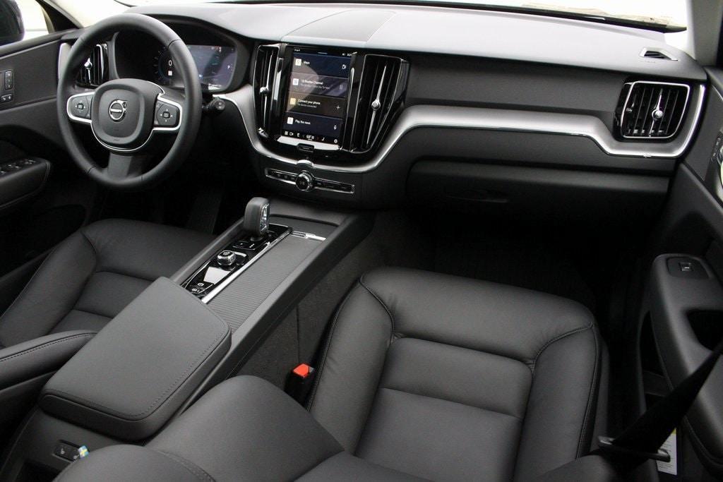 new 2025 Volvo XC60 car, priced at $51,450