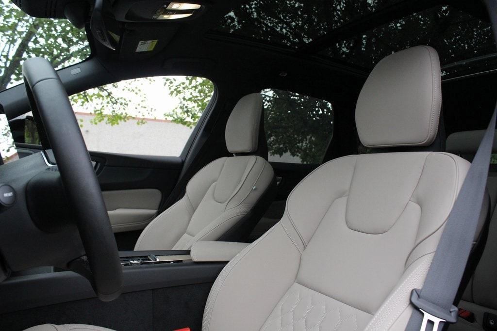 new 2026 Volvo XC60 car, priced at $58,360