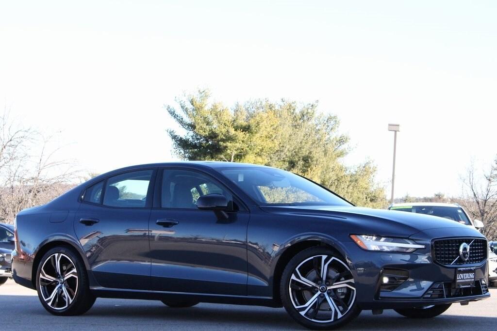 new 2025 Volvo S60 car, priced at $51,915