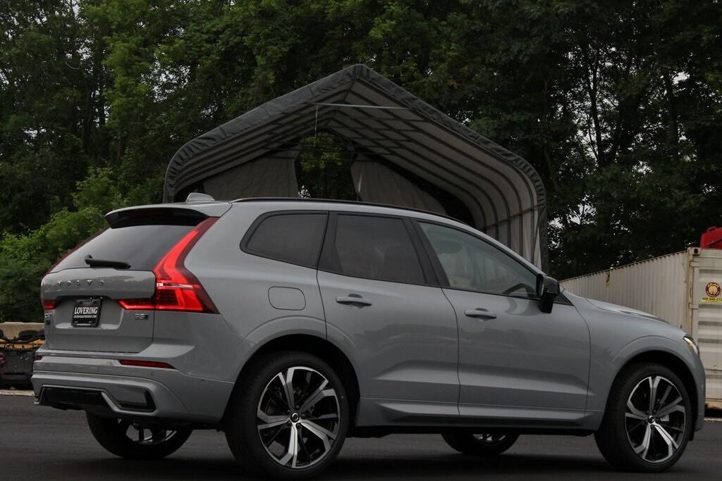 new 2025 Volvo XC60 car, priced at $60,660