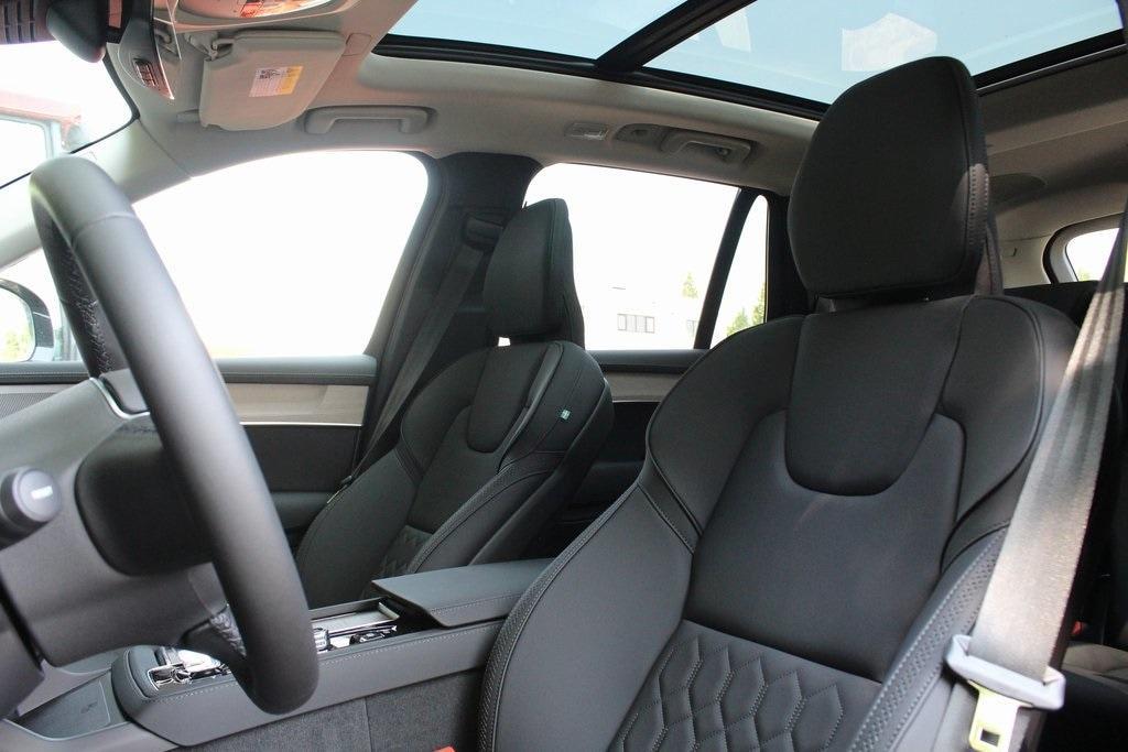 new 2026 Volvo XC90 car, priced at $71,825