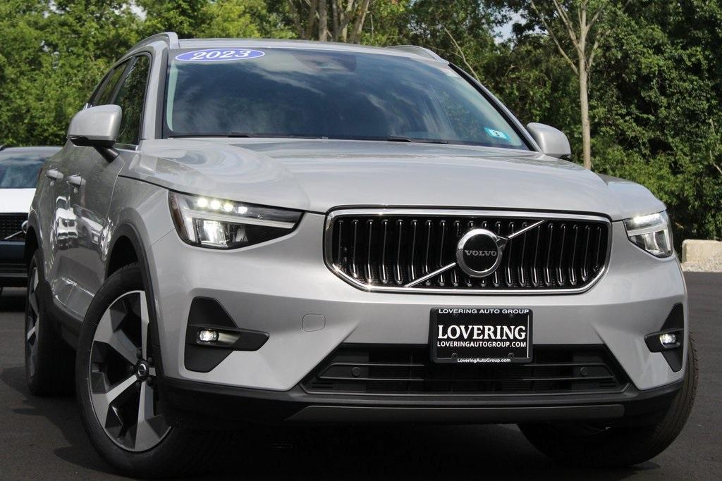 used 2023 Volvo XC40 car, priced at $35,435