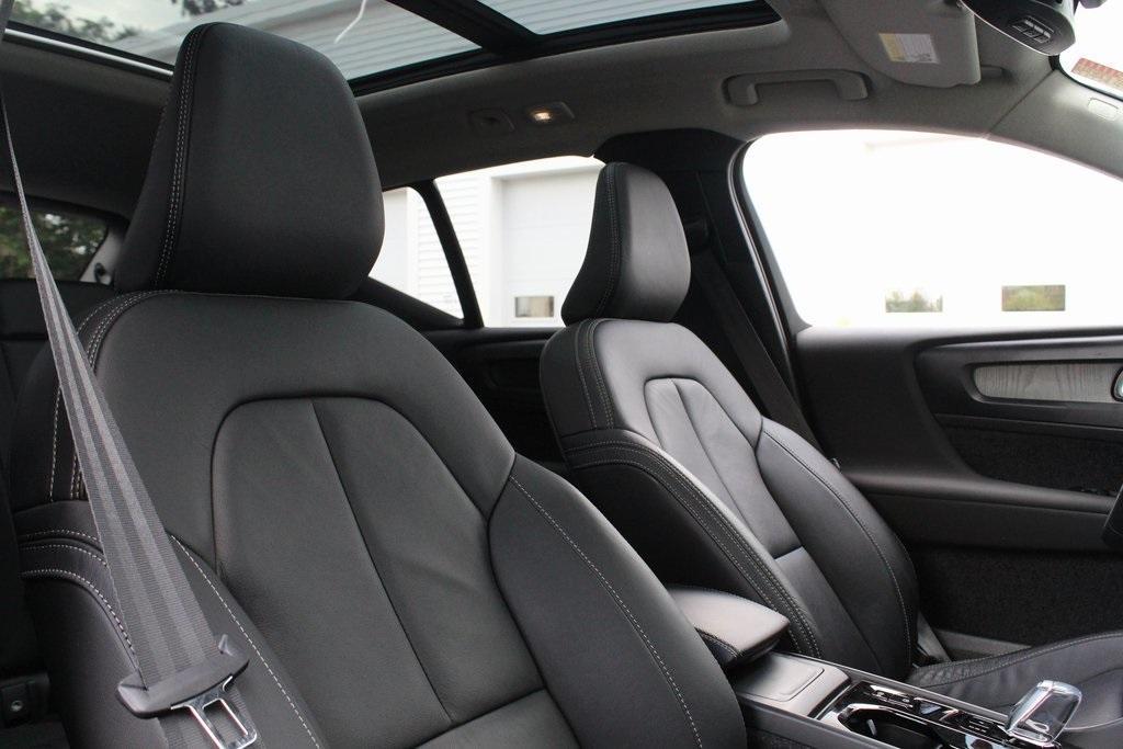 used 2023 Volvo XC40 car, priced at $35,435