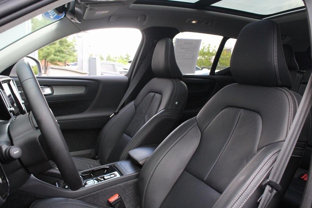 used 2023 Volvo XC40 car, priced at $35,435