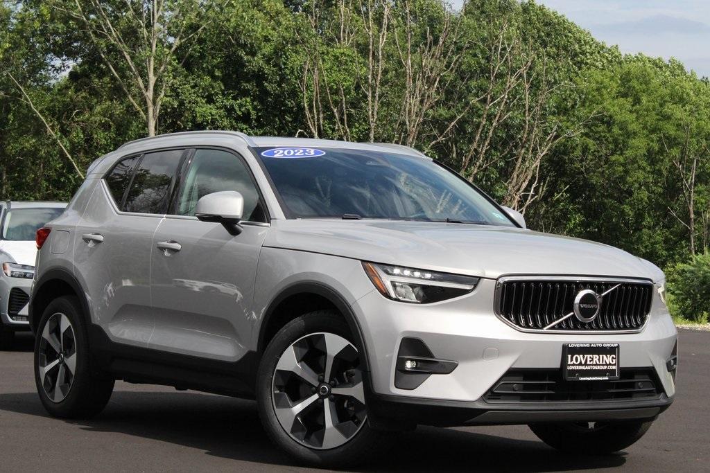 used 2023 Volvo XC40 car, priced at $35,435