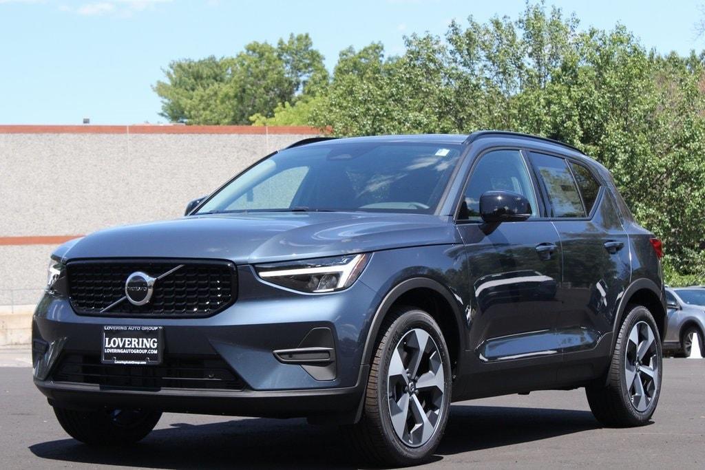 new 2026 Volvo XC40 car, priced at $48,000