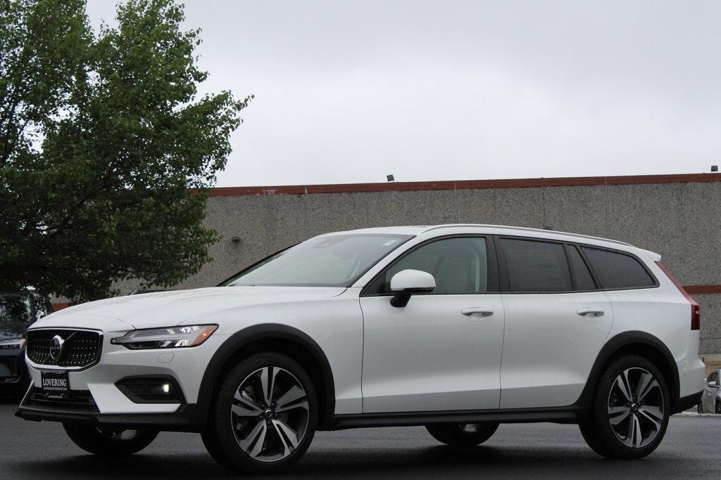 new 2025 Volvo V60 Cross Country car, priced at $55,405