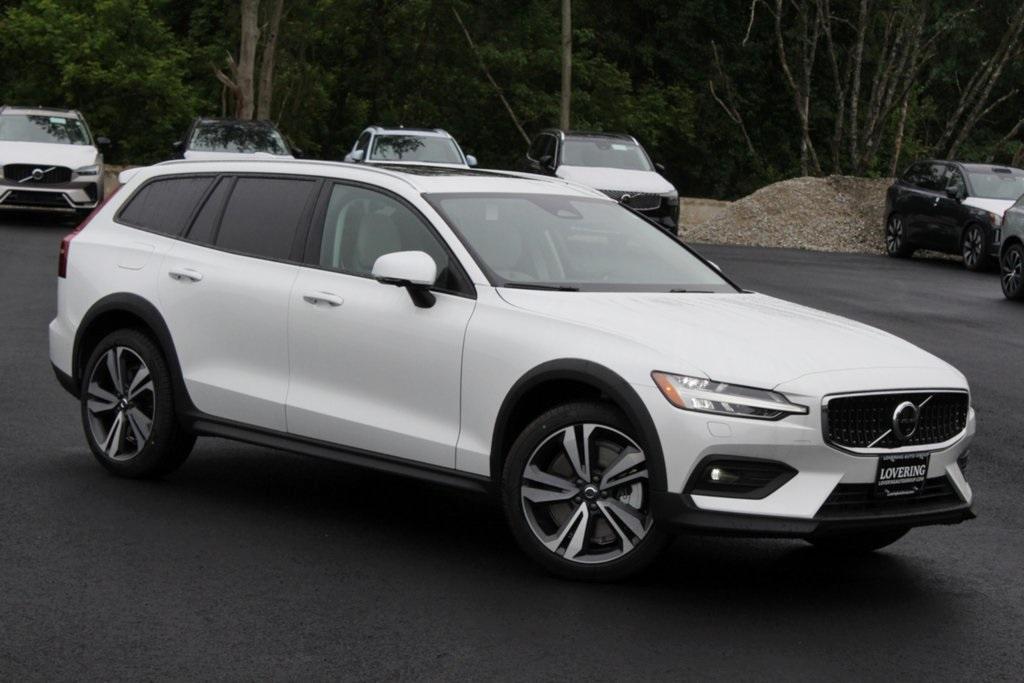 new 2025 Volvo V60 Cross Country car, priced at $55,405