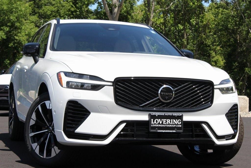 new 2026 Volvo XC60 car, priced at $69,285