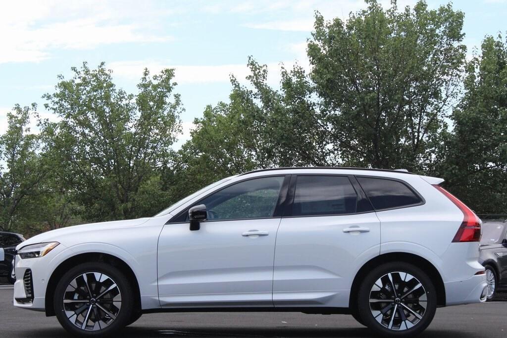 new 2026 Volvo XC60 car, priced at $57,985